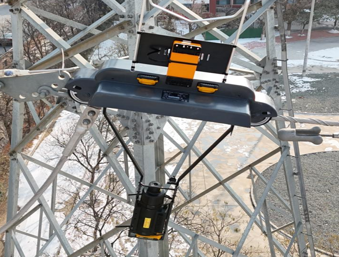 High-Altitude X-ray Inspection Robot